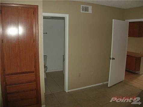 4th image of 7621 NW 42nd Pl APT 123