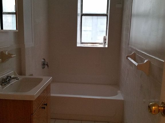 4th image of 520 W 163rd St APT B9