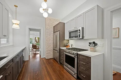 Fire? Flood? Remodeling? Luxury Furnished Large Flat at Pacific Heights — Photo 2