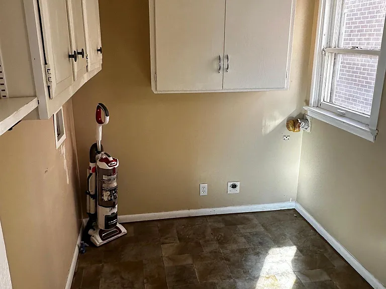 1252 Pine St — Photo 7