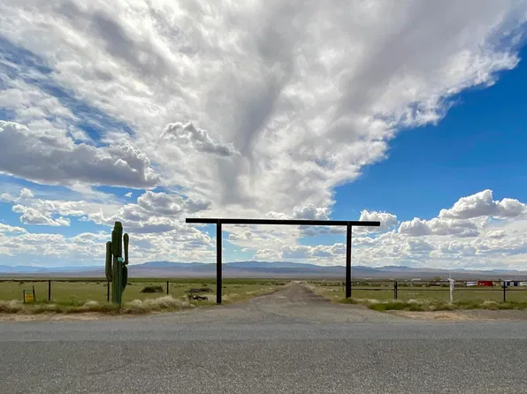 15 Justin Drew Ln, Lovelock, NV 89419