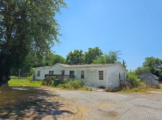 2380 Carol St, Cahokia, IL 62206