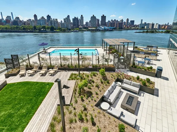 10 Halletts Point image 36 of 68