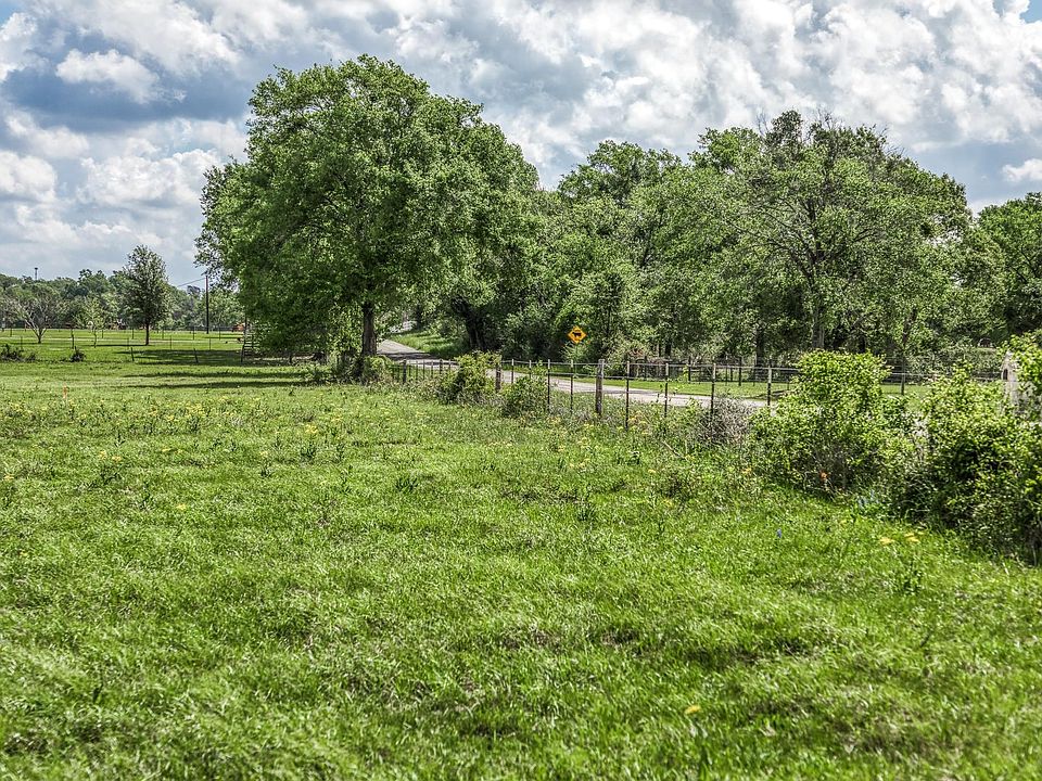 1st image of Henson Rd