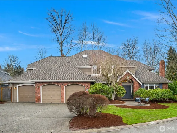 2211 274th Court SE, Sammamish, WA 98075