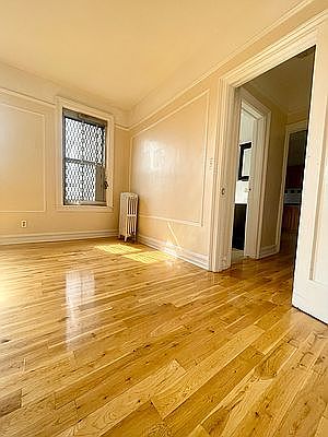 4th image of 530 Parkside Ave #Ll4