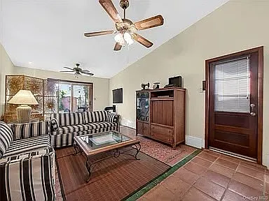 10 Dunnery Ct #1 — Photo 30