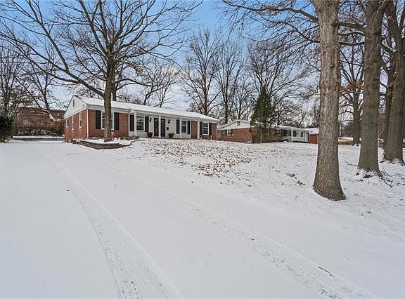 2nd image of 10216 Whitlock Dr