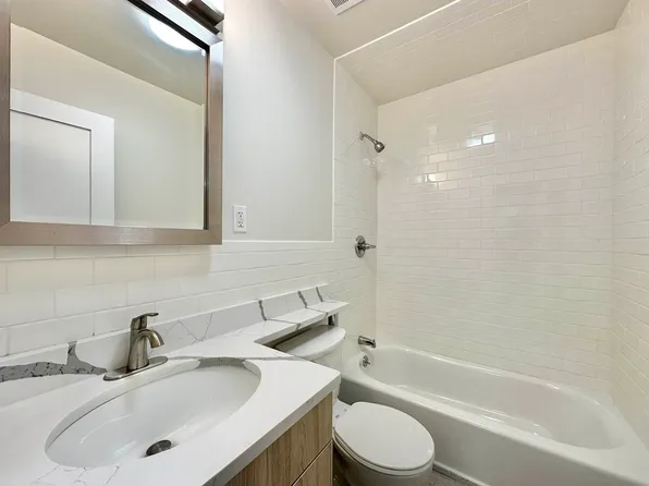 20-21 35th Street image 5 of 12