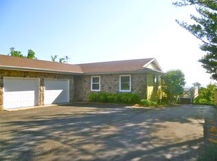 2931 N Independence Dr, Montross, VA