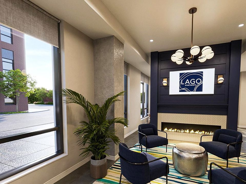 Lyn-Lounge Community Room