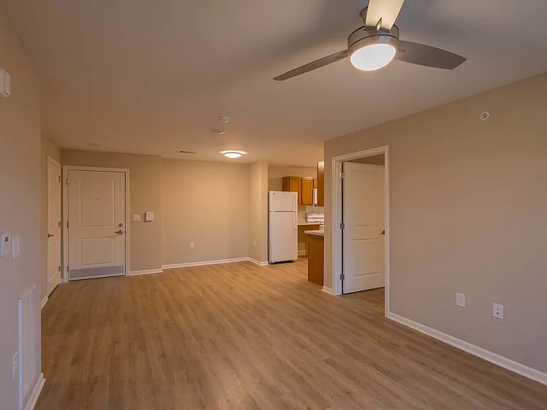Juniper Crossing — Photo 22