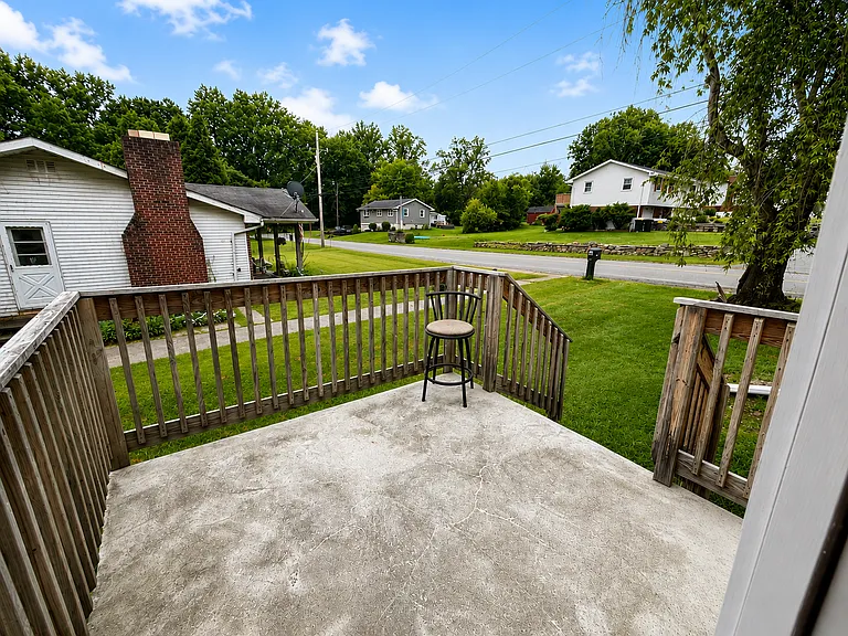 175 Bollinger Dr — Photo 8