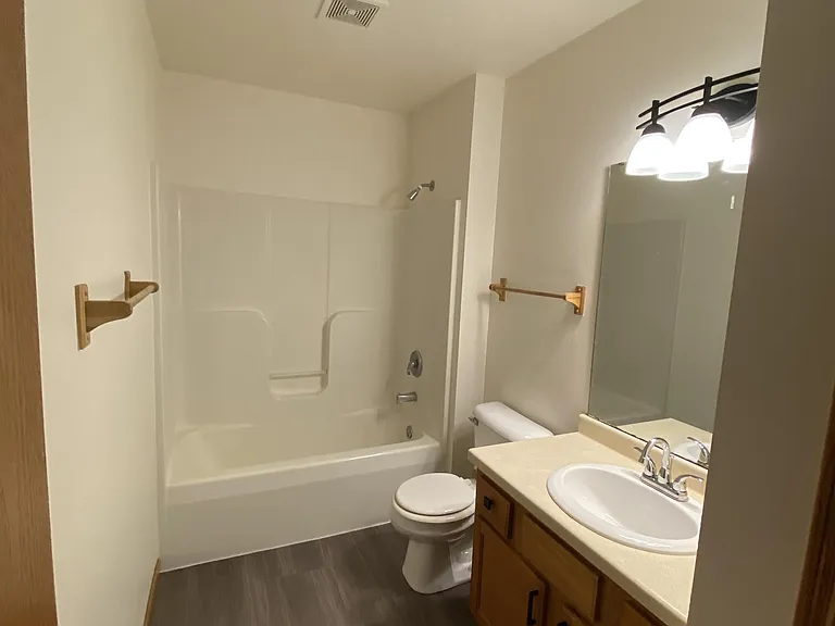 5719 Lake Edge Rd — Photo 10