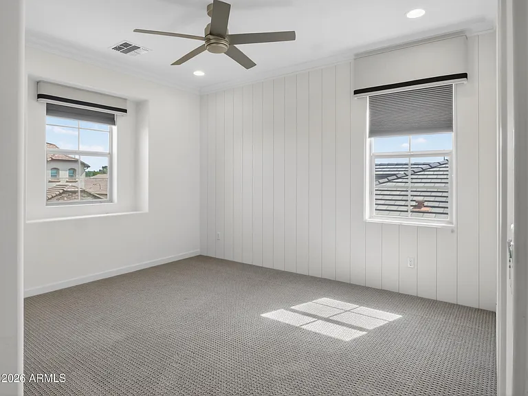 2141 E Flamingo Way — Photo 40