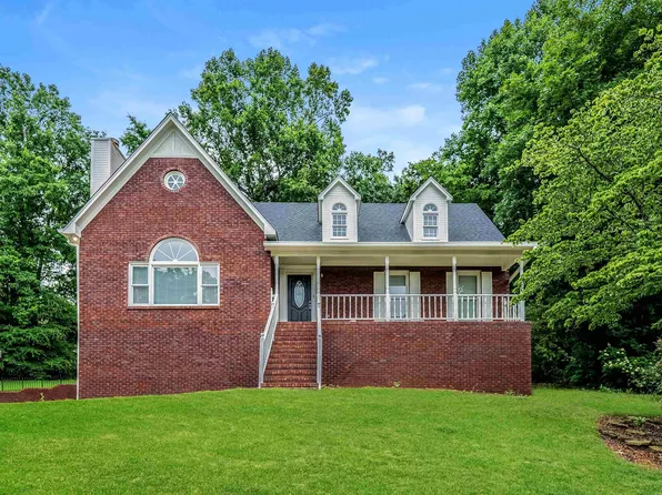 6004 Mockingbird Ln, Pinson, AL 35126