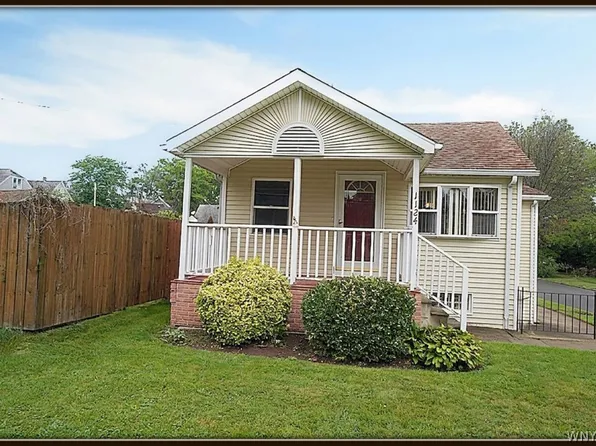 1124 Maple Ave, Niagara Falls, NY 14305