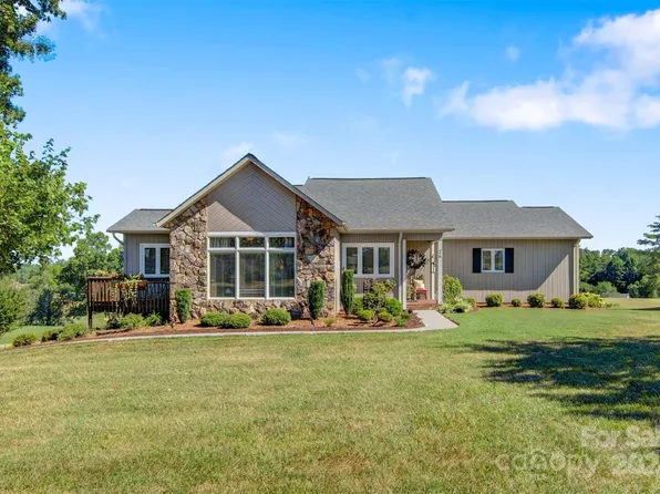 26 Meandering Way, Granite Falls, NC 28630