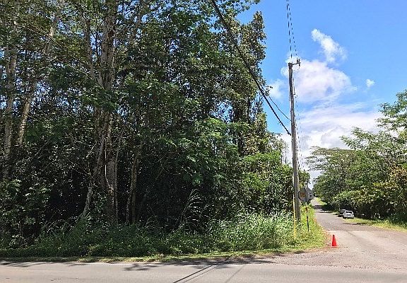 2nd image of Makuu Dr Lot 966