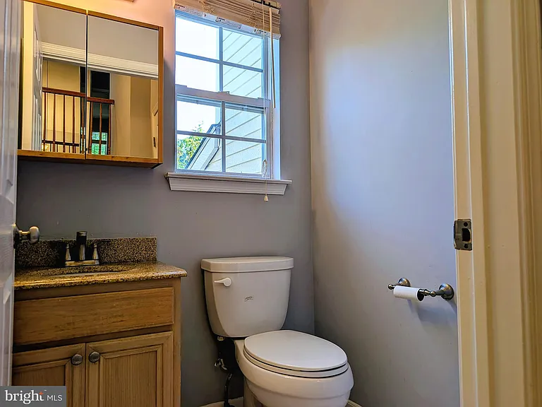 26 Taft Ct — Photo 6