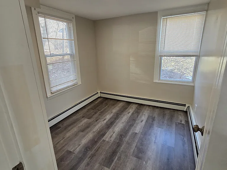 2818 Whitney Ave #1 — Photo 10