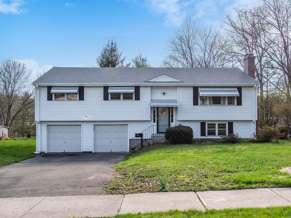 32 Overbrook Road, West Hartford, CT 06107