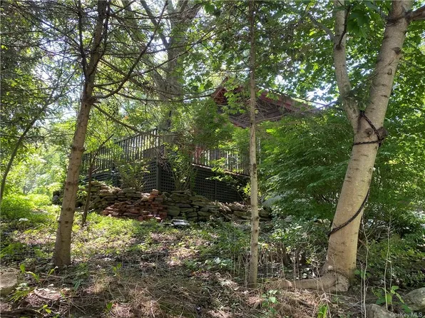 96 Lower Wisner Rd, Warwick, NY 10990