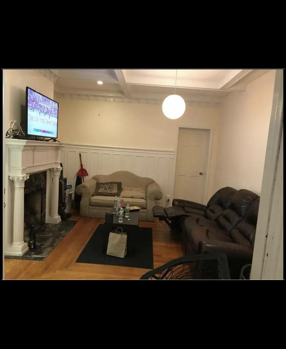 4 bed, 1500 sqft, $3,400 — Photo 1