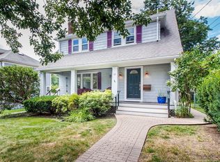 11 Lovell Rd, Watertown, MA 02472