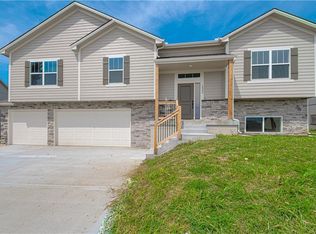 1304 Holland Ct, Independence, MO 64056
