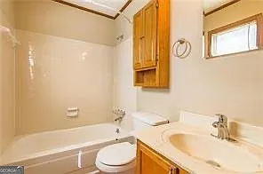 1031 Forest Park Ln — Photo 9
