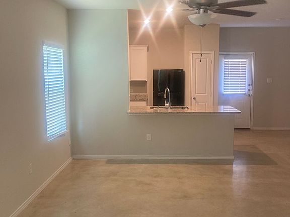 2nd image of 3815 Key West Way #2