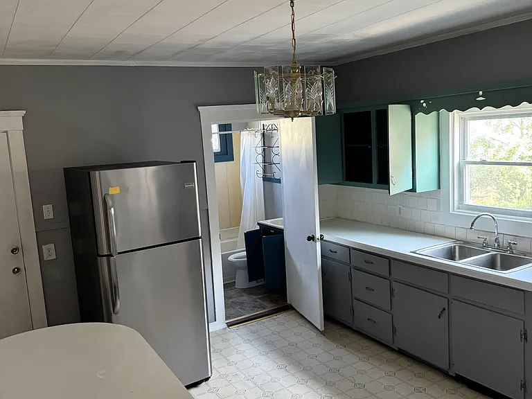 128 Purchase St #2 — Photo 12