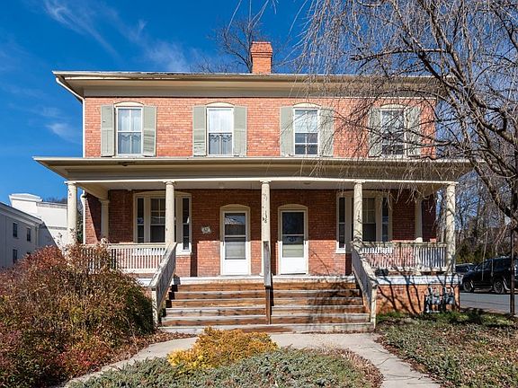 2nd image of 138-140 N Coalter St #138 & 140