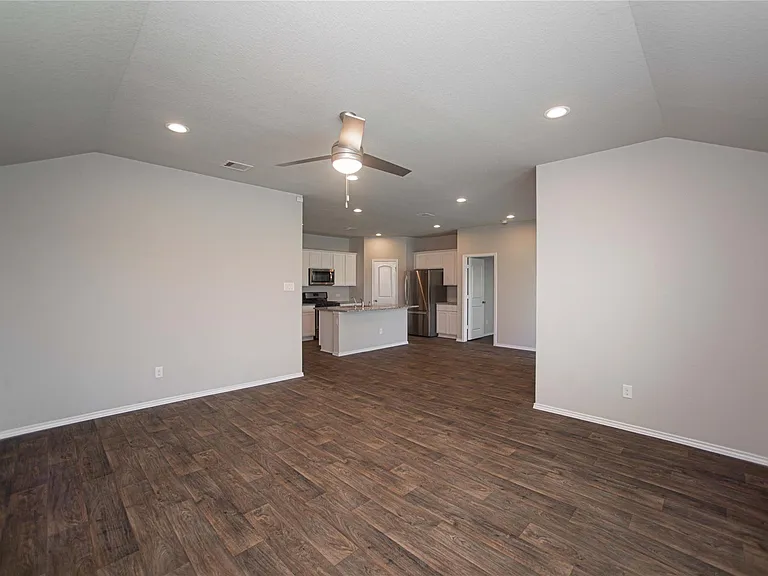 14086 Sharktooth Hill Ln — Photo 6