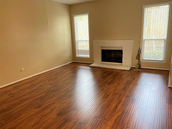 4th image of 979 Memorial Village Dr #48