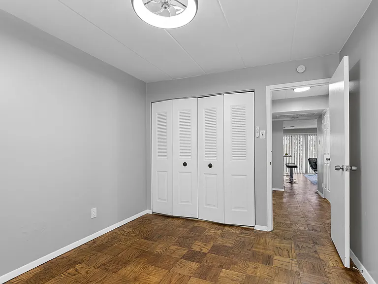 2618 Redcoat Dr #1B — Photo 14