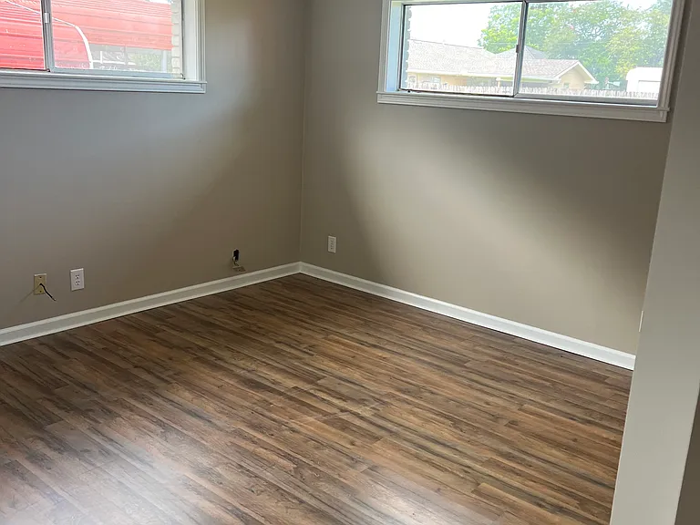 1815 George Dr — Photo 7