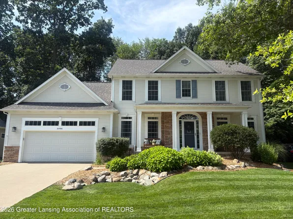 16906 Broadview Dr, East Lansing, MI 48823