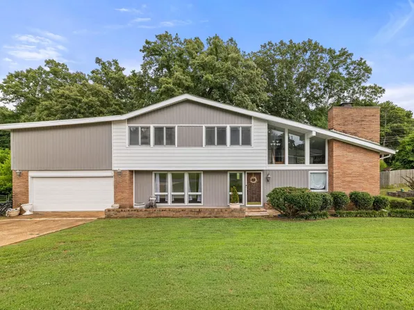 209 Oakhill Ave, Sheffield, AL 35660