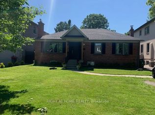 8 Burnelm Dr, Toronto, ON M9B4N3