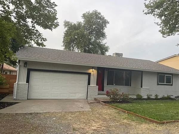7547 Sycamore Dr