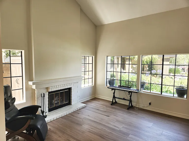 4046 Oak Glen Ct — Photo 5