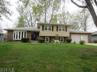 225 S Orr Dr, Normal, IL 61761