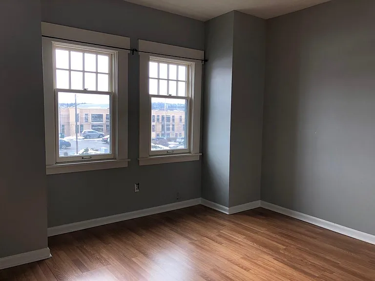 1304 W Broadway Ave #1304A — Photo 4