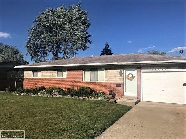 1st image of 39040 Poinciana Dr