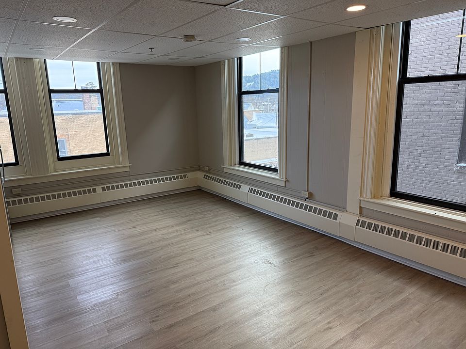 2nd image of 1 Pleasant St #306