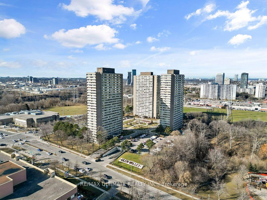 715 Don Mills Rd #103, Toronto, ON M3C 1S5, MLS #C8047222