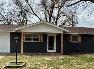 1810 S Beth Dr, Rogers, AR 72758