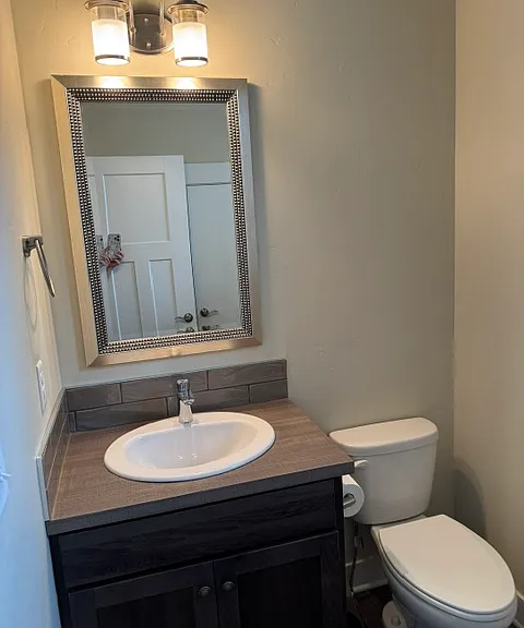 1023 E 30th Ave — Photo 9